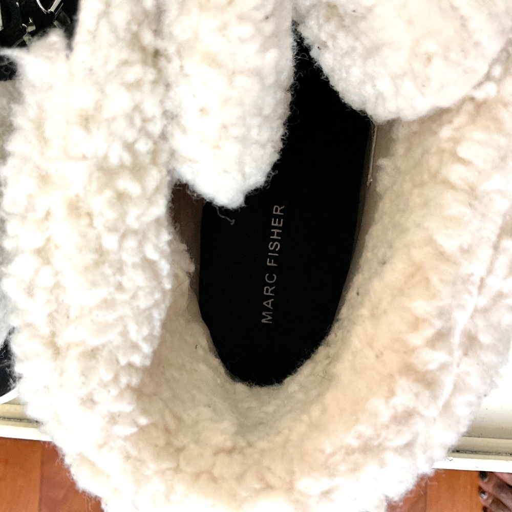 MARC FISHER Daire Black Suede Lace Up Faux Fur Sherpa High Top Sneaker sz 10M - Picture 11 of 16
